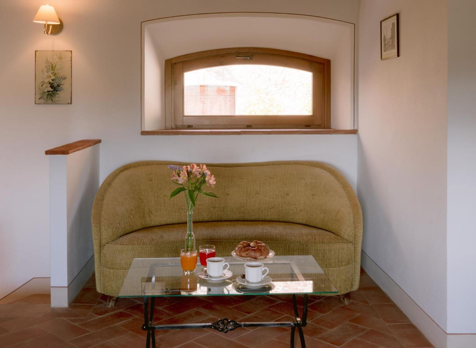 Two-Bedroom Suite,1301435227:JPEG